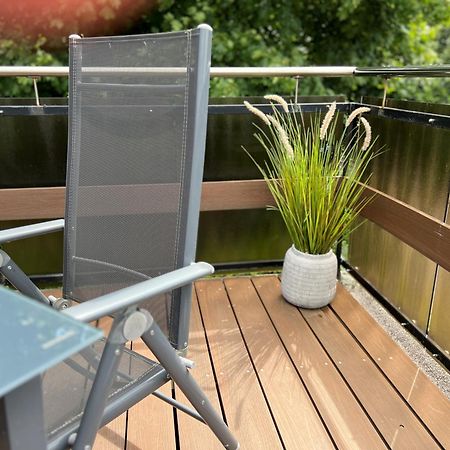 Peedy'S Luxurioese 60M² Wohnung Mit Balkonterrasse Stade Exteriér fotografie