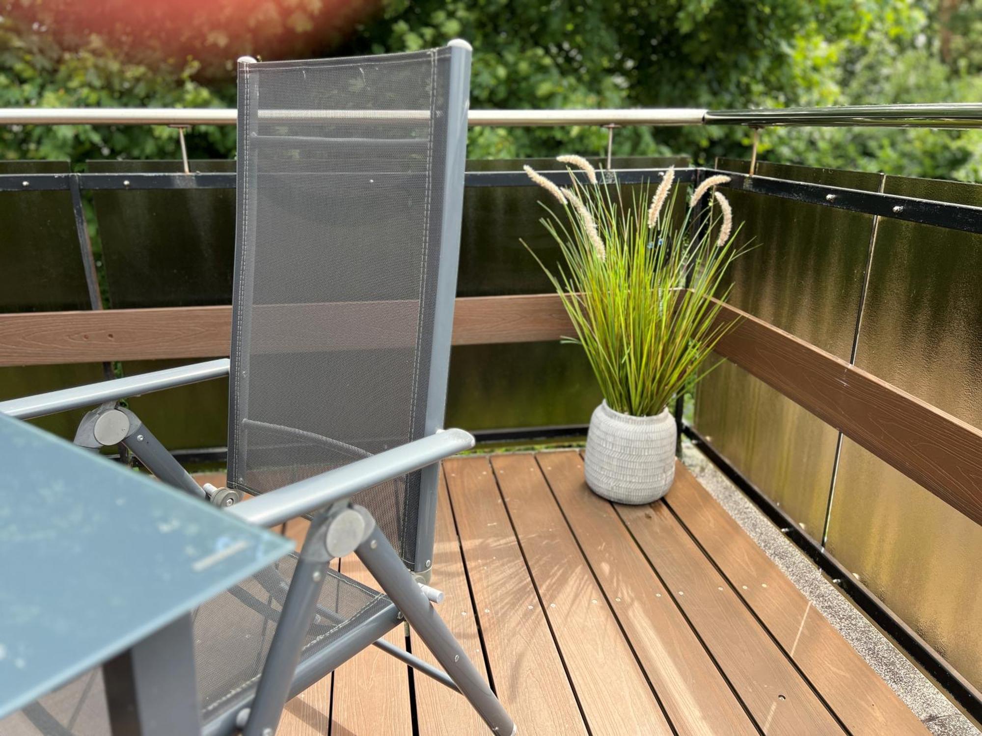 Peedy'S Luxurioese 60M² Wohnung Mit Balkonterrasse Stade Exteriér fotografie